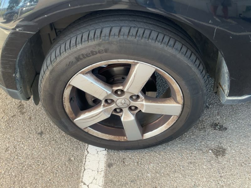 Mitsubishi Outlander 2.0 DI-D Intense Plus 2007 – снимка 3