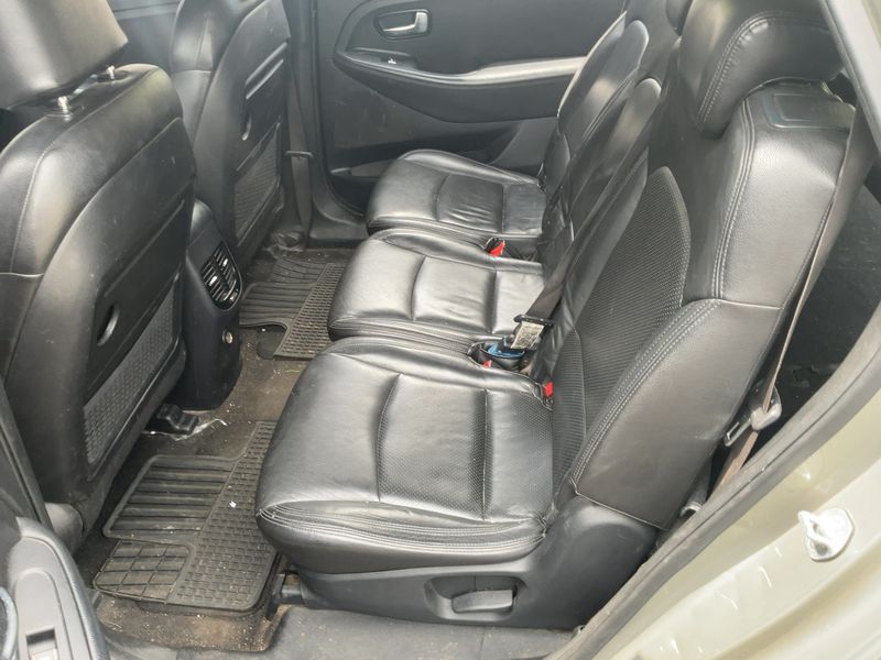 Kia Carens 1.7 CRDi Dream Team — zdjęcie 14