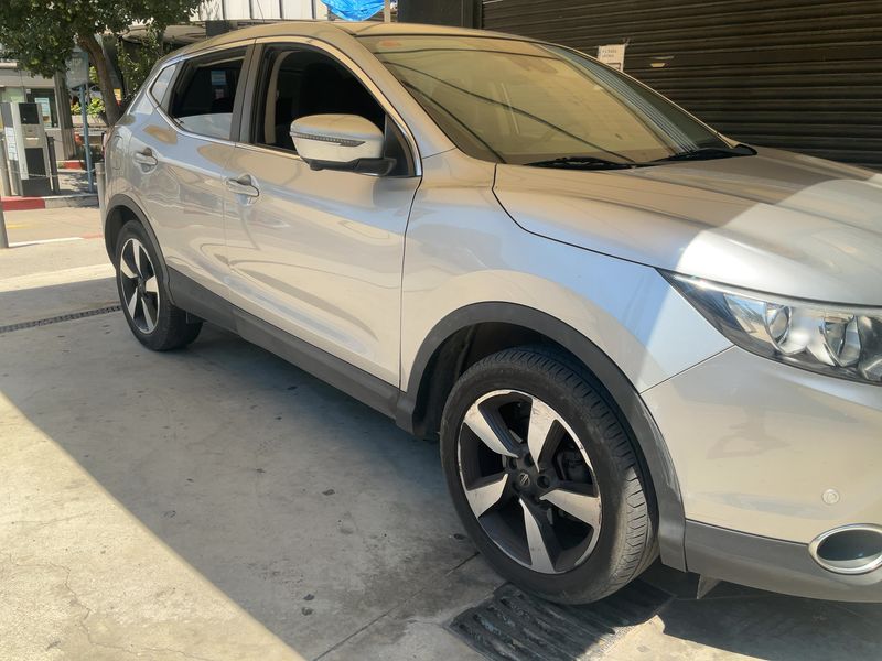 Nissan Qashqai 1.6 dCi N-Connecta 2016 – снимка 12