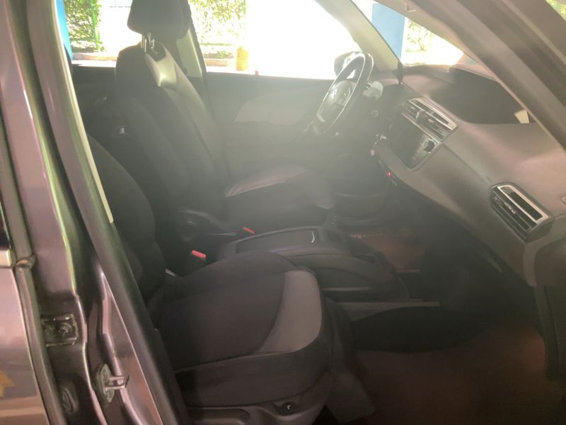 Citroen C4 Picasso 2.0 Blue-HDi Shine — zdjęcie 11
