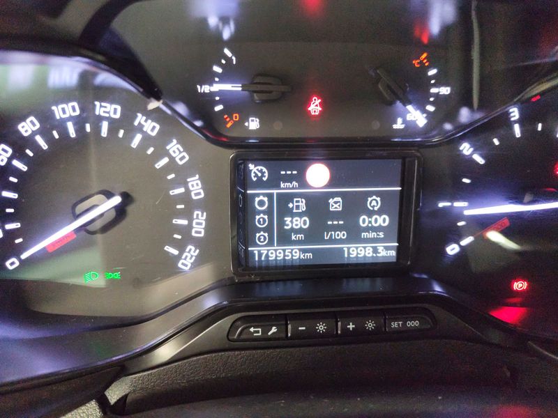 Toyota ProAce City 1.5 D-4D Combi L1 VX — zdjęcie 12