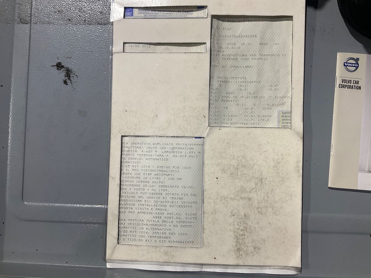 Volvo XC60 2.4 D4 Momentum AWD