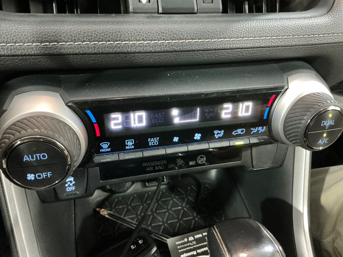 Toyota RAV 2021 — photo 66