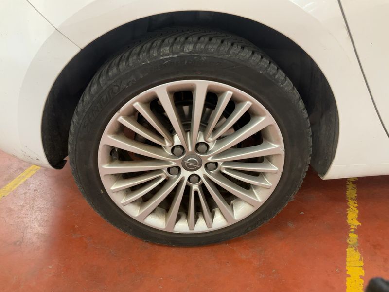 Opel Astra 1.6 CDTI DPF Innovation 2015 – снимка 9