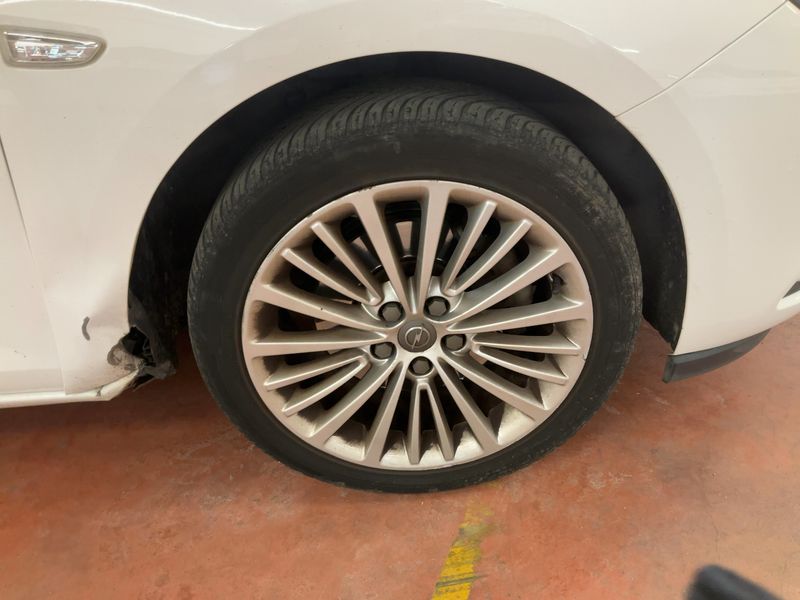 Opel Astra 1.6 CDTI DPF Innovation 2015 – снимка 11
