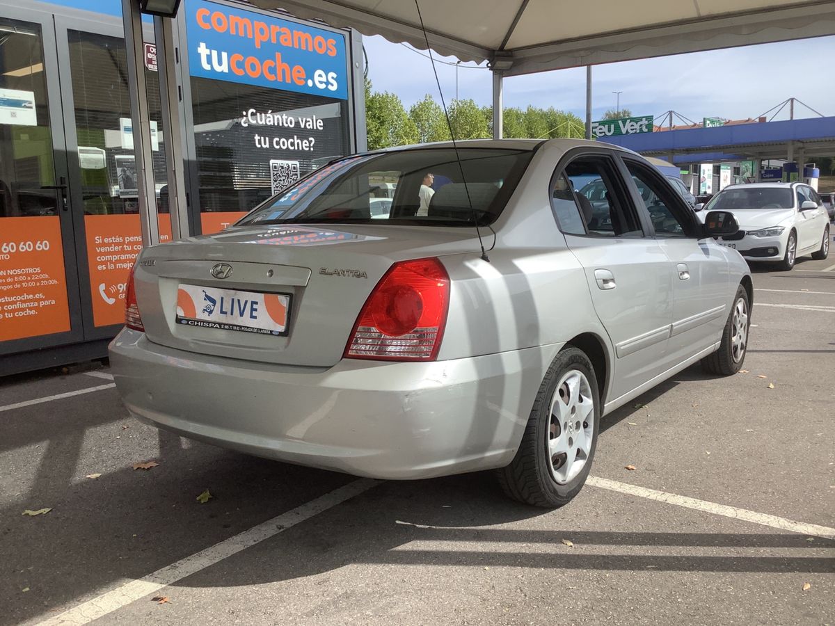 Hyundai Elantra 2.0 GLS 5