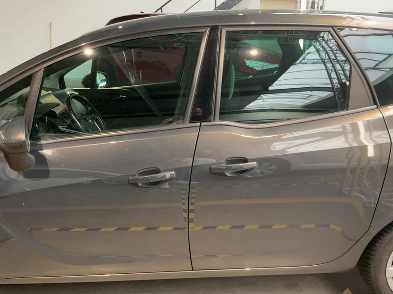 Opel Meriva 1.4 Turbo Drive — zdjęcie 4