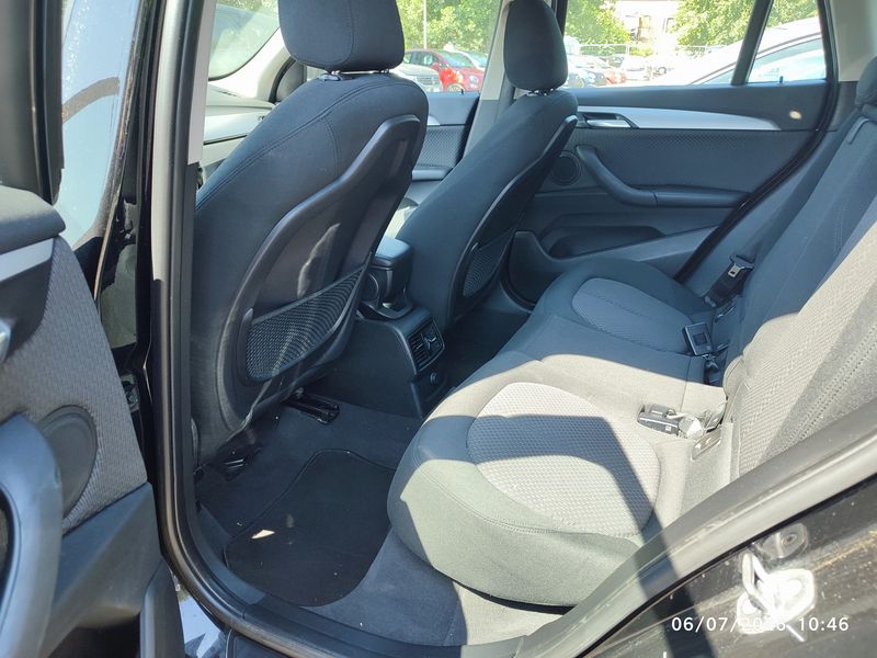 BMW X1 sDrive 16d Advantage — zdjęcie 13
