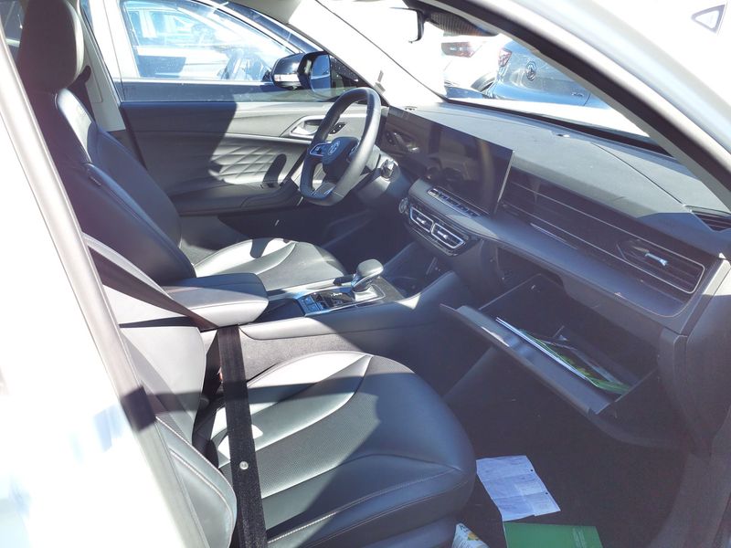 MG HS 1.5 T-GDI Plug-in Hybrid Luxury — zdjęcie 10