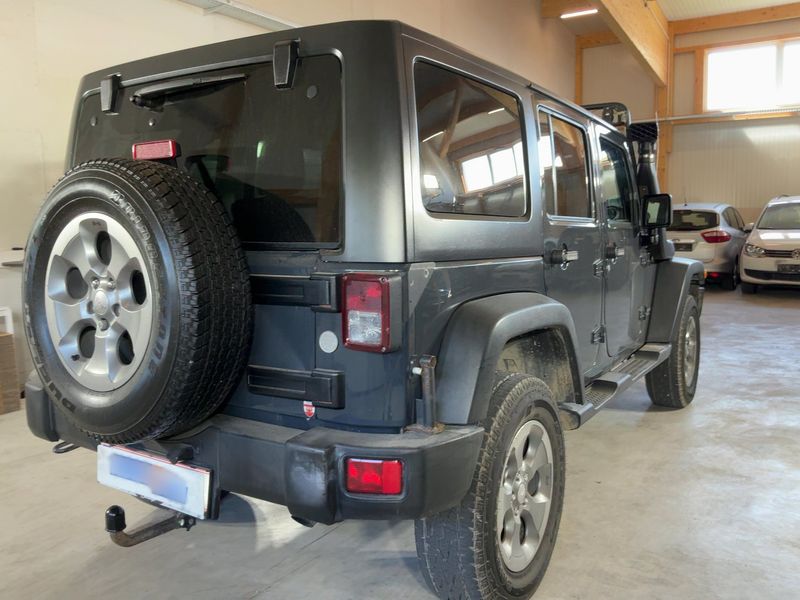 Jeep Wrangler Unlimited 2.8 CRD Rubicon — zdjęcie 6