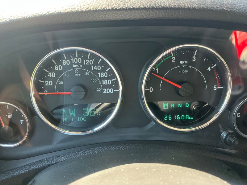 Jeep Wrangler Unlimited 2.8 CRD Rubicon — zdjęcie 13