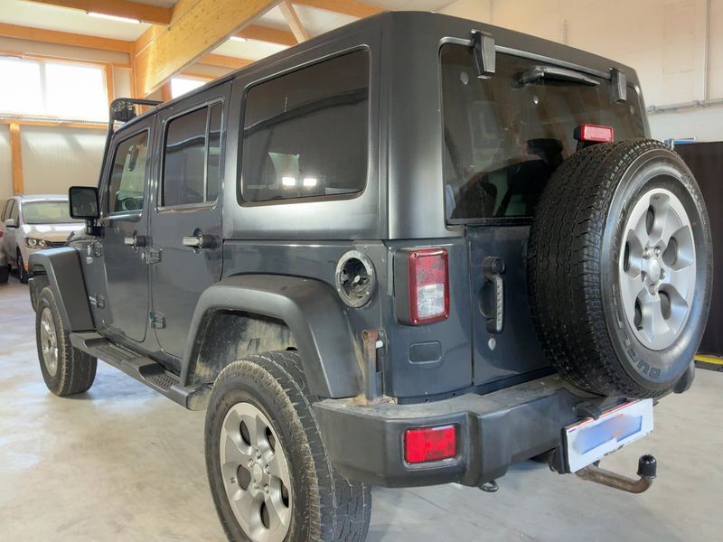 Jeep Wrangler Unlimited 2.8 CRD Rubicon — zdjęcie 3