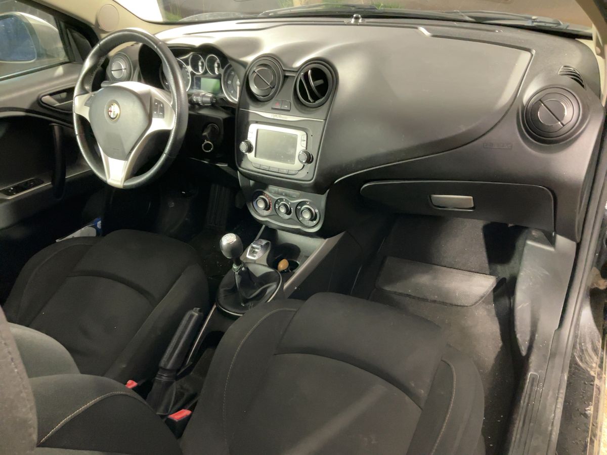 Alfa Romeo 2014 — photo 18
