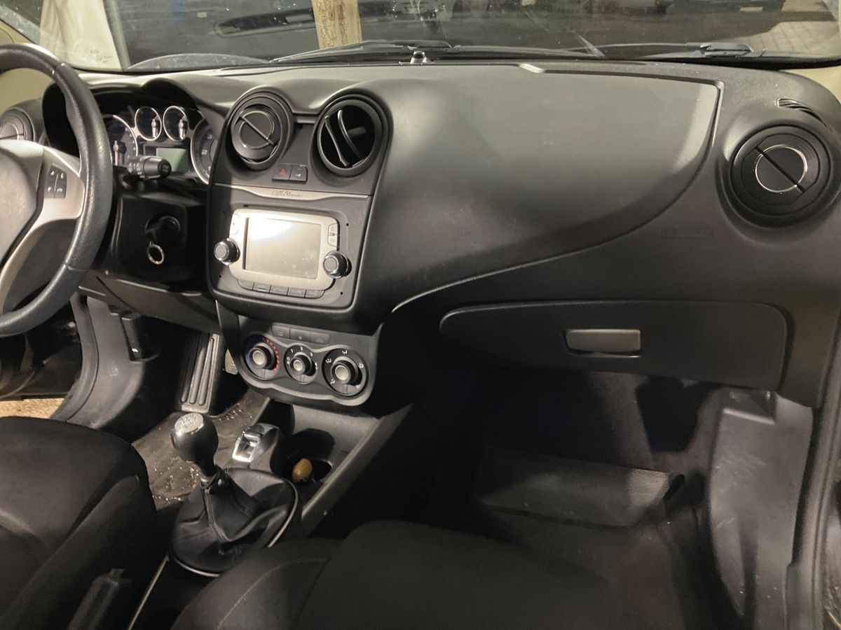 Alfa Romeo 2014 — photo 35