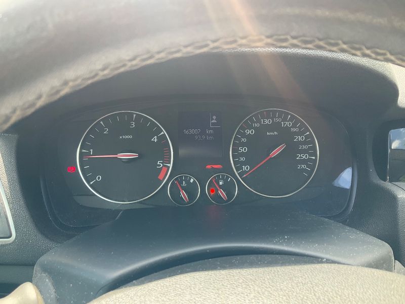 Renault Laguna 1.5 dCi BOSE Edition — zdjęcie 13