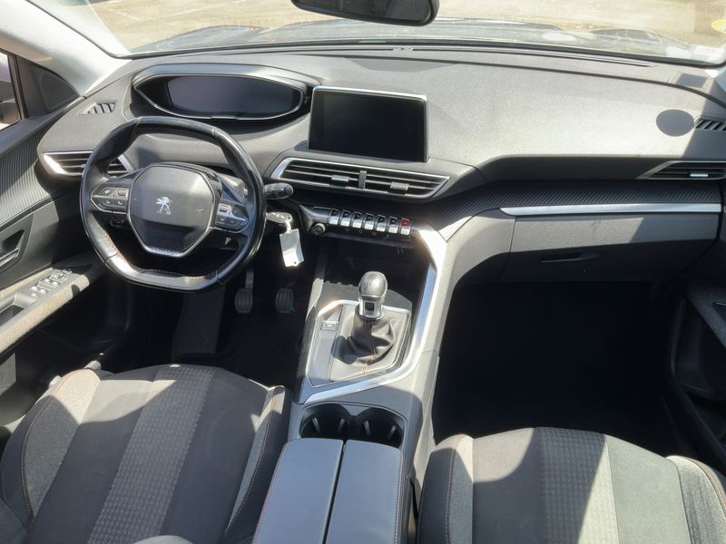 Peugeot 3008 1.6 Blue-HDi Active — zdjęcie 12
