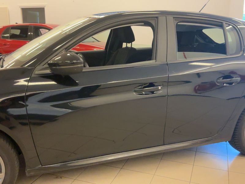 Peugeot 208 1.2 PureTech Active Pack 2021 – снимка 4
