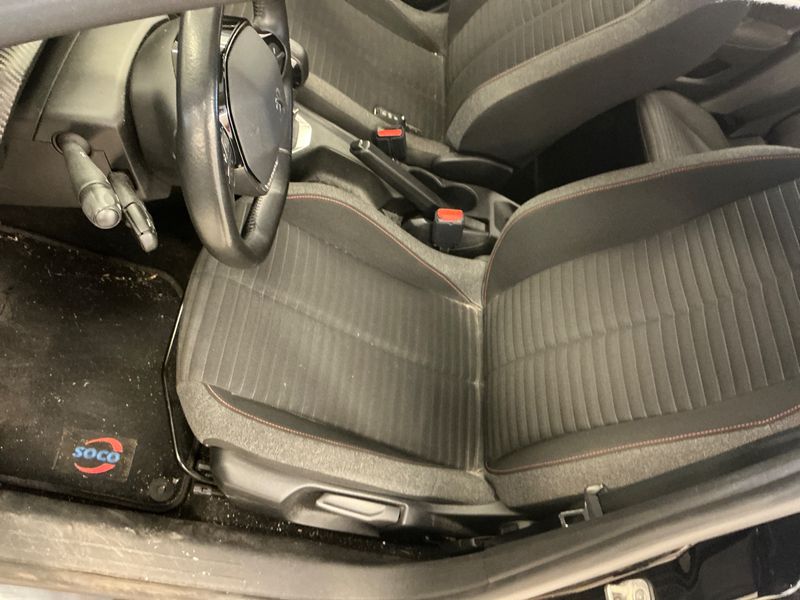Peugeot 208 1.2 PureTech Active Pack 2021 – снимка 37