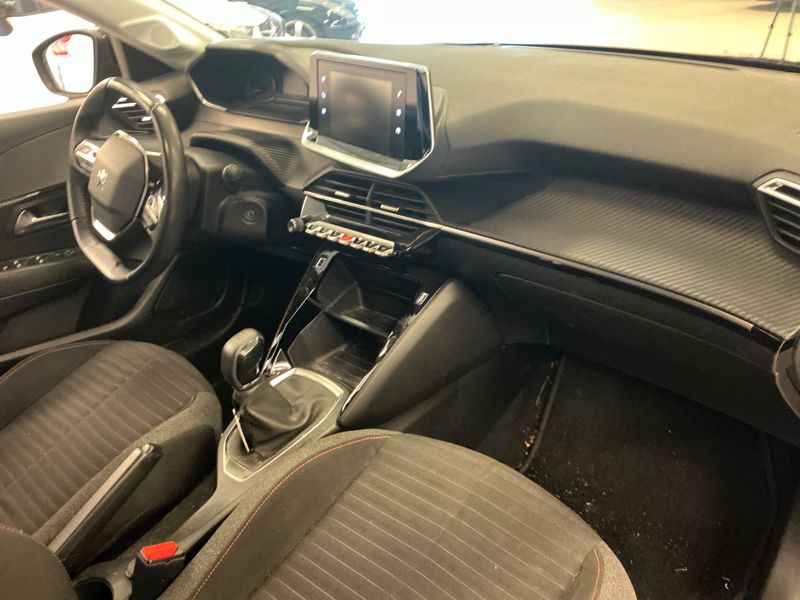 Peugeot 208 1.2 PureTech Active Pack 2021 – снимка 34