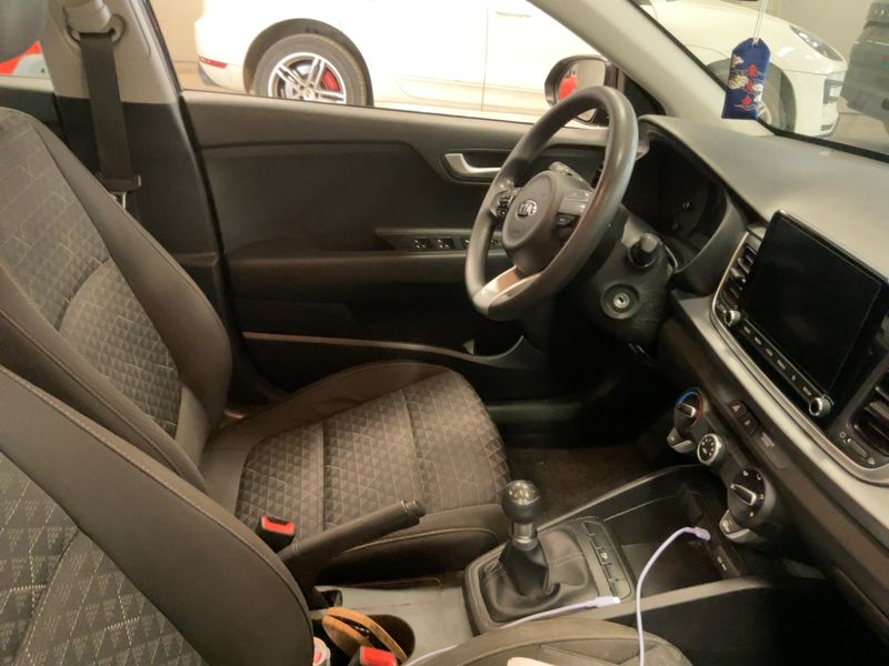 Kia Rio 1.2 Concept — zdjęcie 11