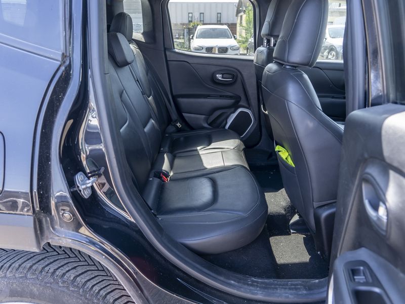 Jeep Renegade 2.0 M-Jet Limited 4WD — zdjęcie 13