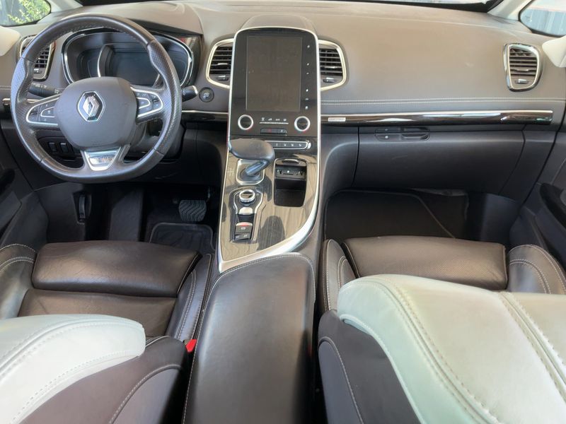 Renault Espace 1.6 dCi Energy Initiale Paris — zdjęcie 12