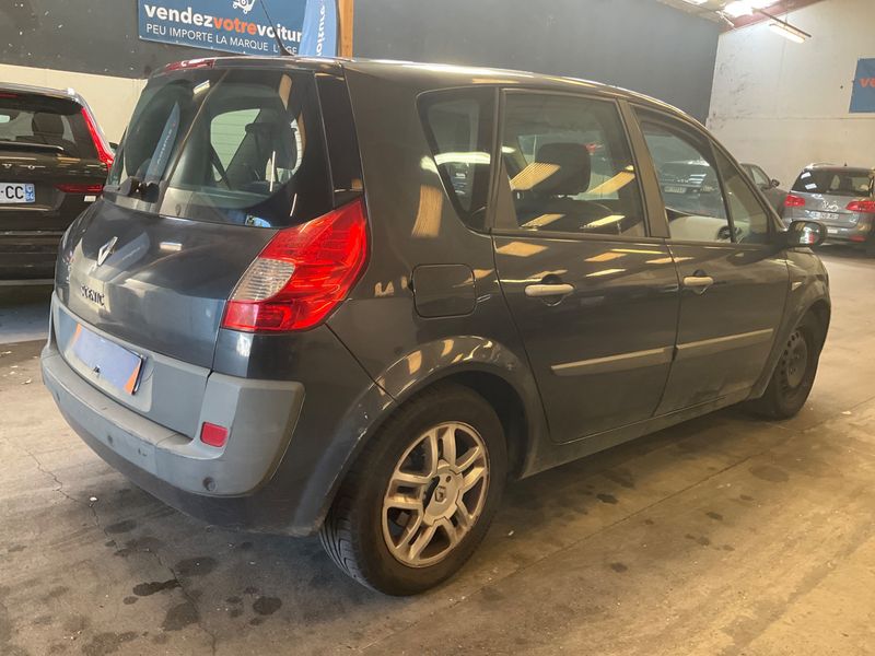 Renault Scenic 1.9 dCi Authentique — zdjęcie 2