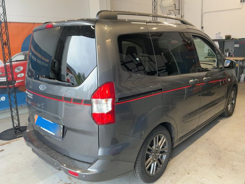 Ford Tourneo 1.0 EcoBoost Sport — zdjęcie 6