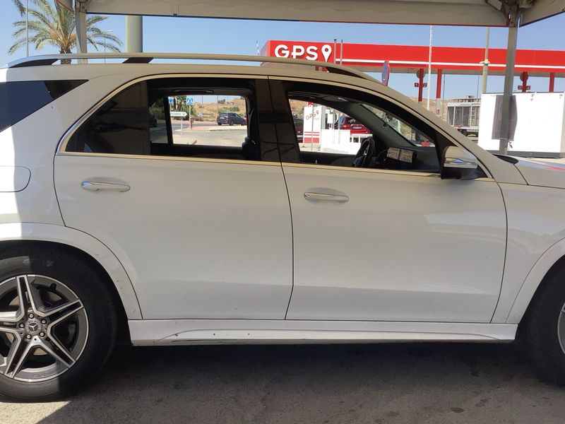 Mercedes-Benz GLE-Klasse GLE 300 d 4Matic AMG Line — zdjęcie 7
