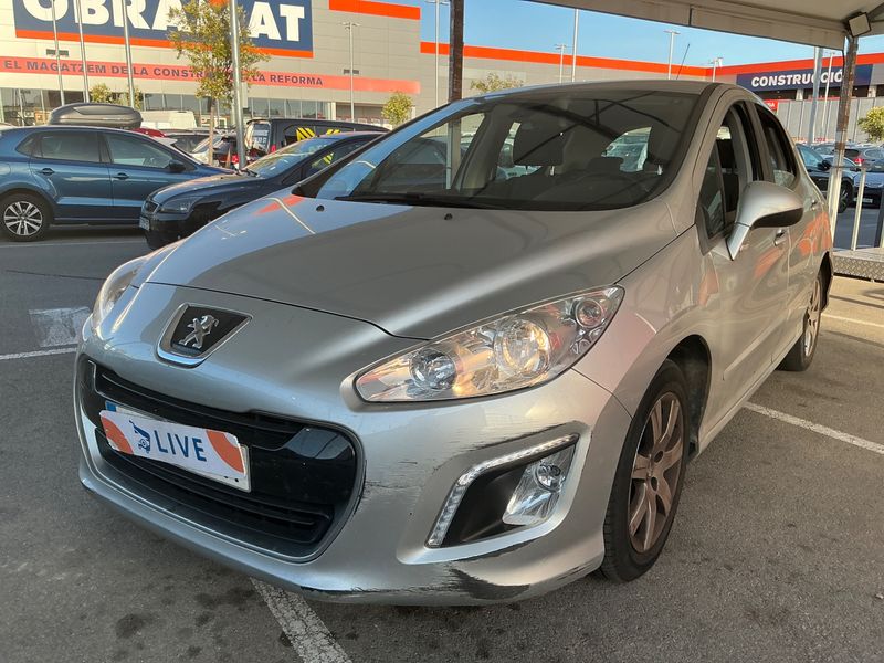 Peugeot 308 1.6 Active 2013 – снимка 1