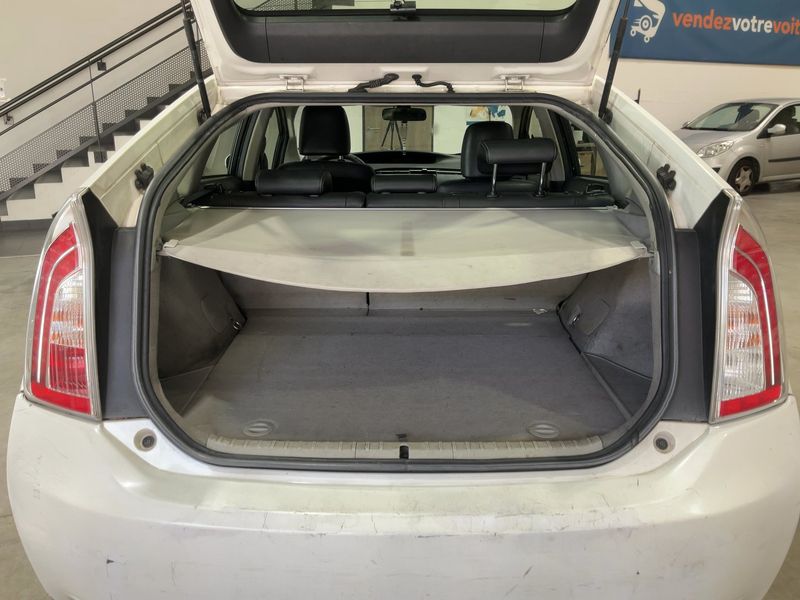 Toyota Prius 1.8 Executive 2013 – снимка 15