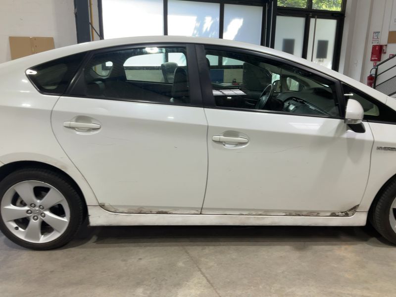 Toyota Prius 1.8 Executive 2013 – снимка 10