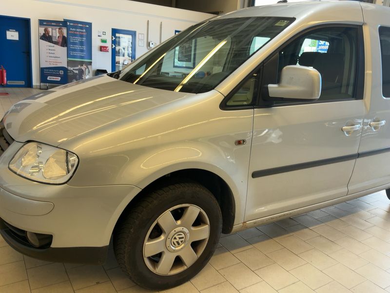 Volkswagen Caddy 1.9 TDI Life Style — zdjęcie 2