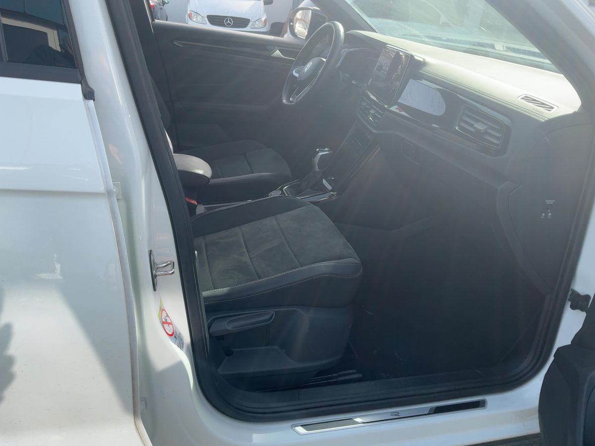 Volkswagen T-Roc 2024 — photo 18