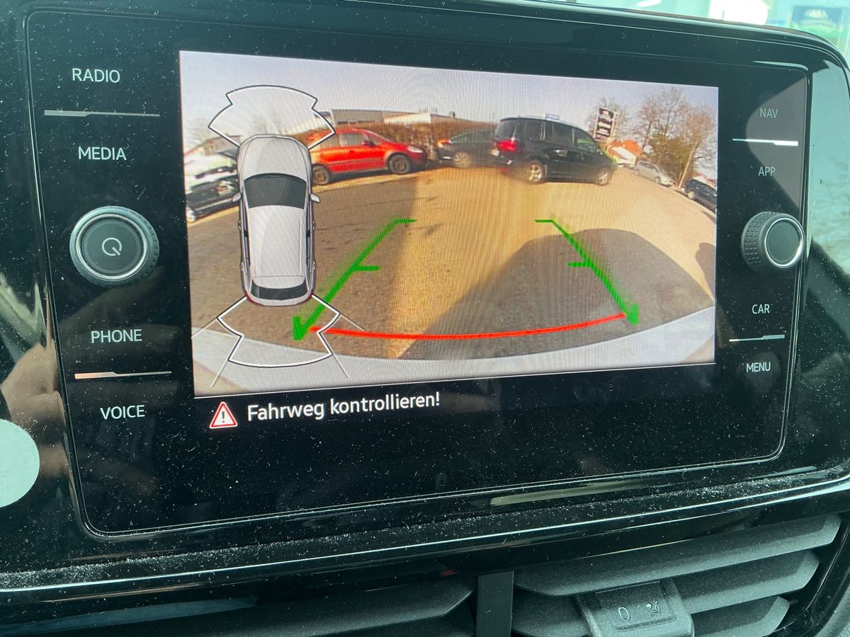 Volkswagen T-Roc 2024 — photo 26