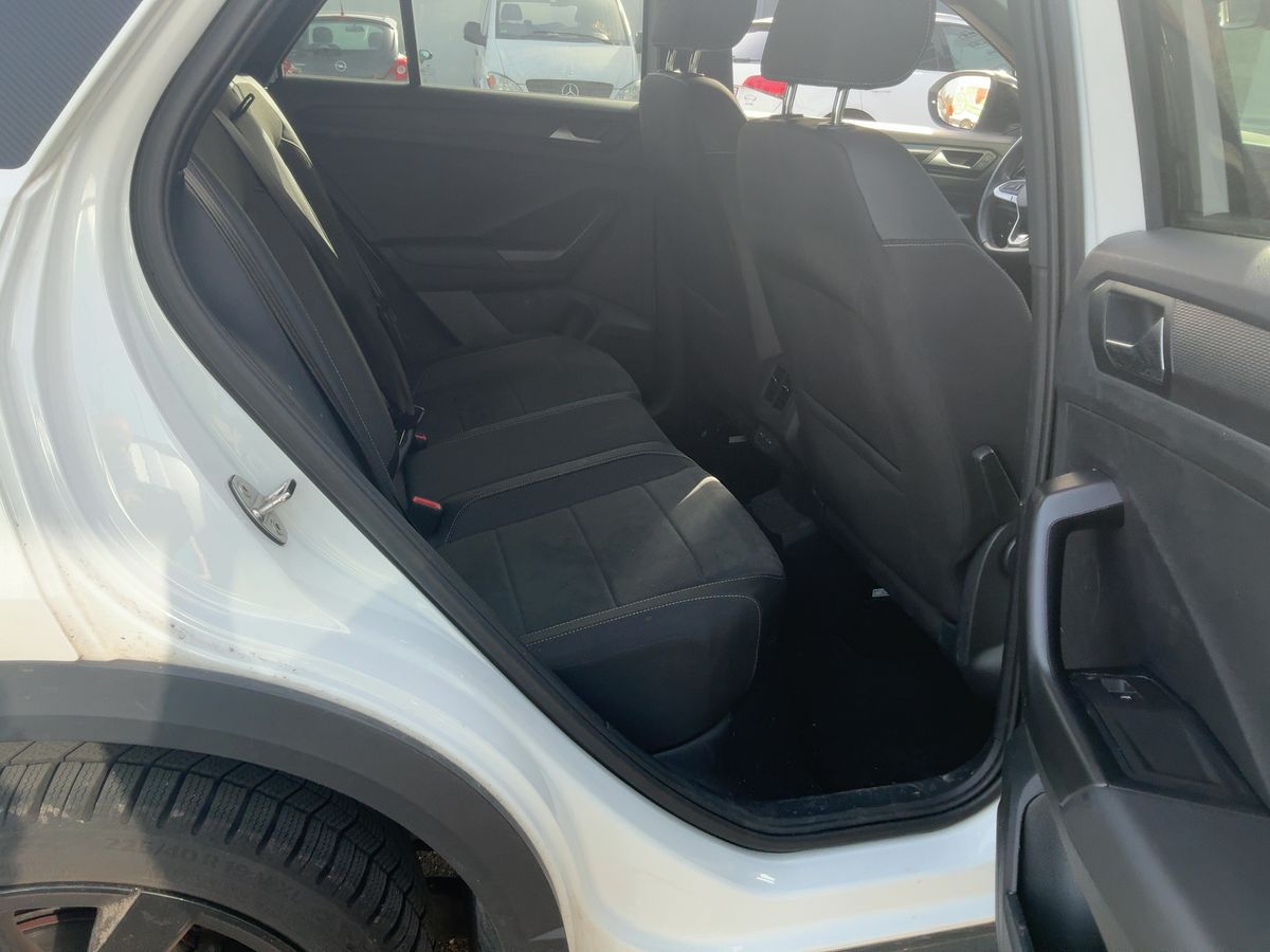 Volkswagen T-Roc 2024 — photo 21