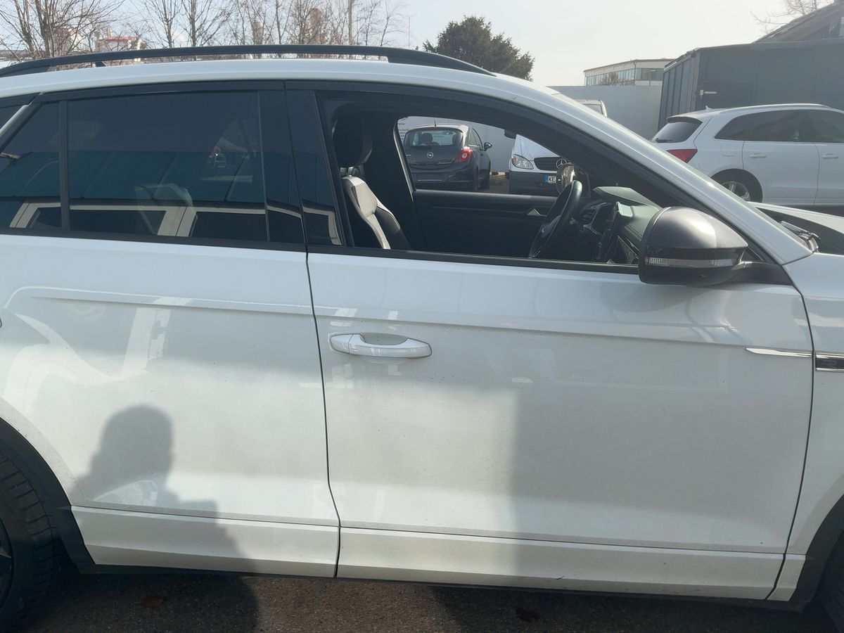 Volkswagen T-Roc 2024 — photo 11
