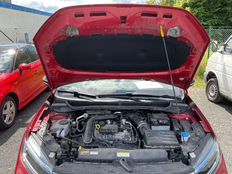 Volkswagen Taigo 1.0 TSI R-Line — zdjęcie 7
