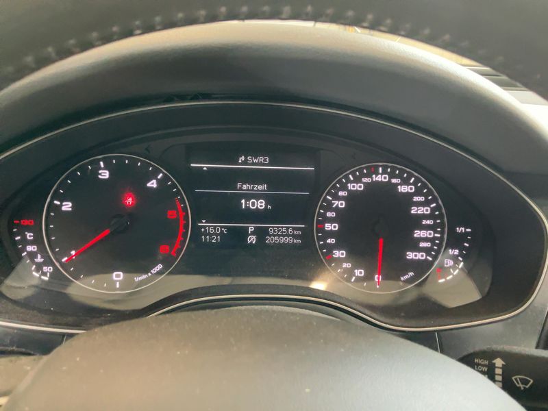 Audi A6 2.0 TDI — zdjęcie 13