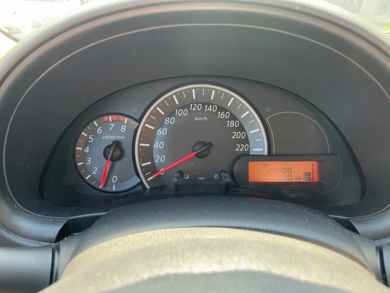 Nissan Micra 1.2 Visia First — zdjęcie 13