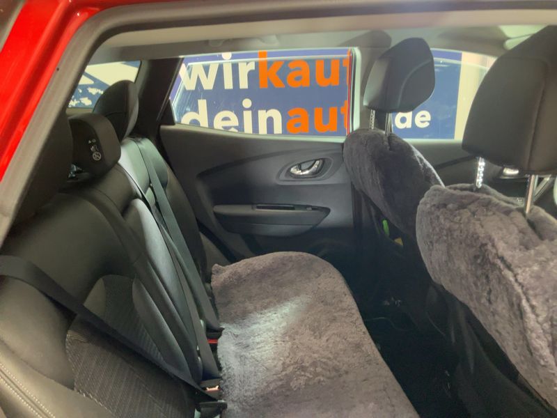 Renault Kadjar 1.3 TCe Limited — zdjęcie 14