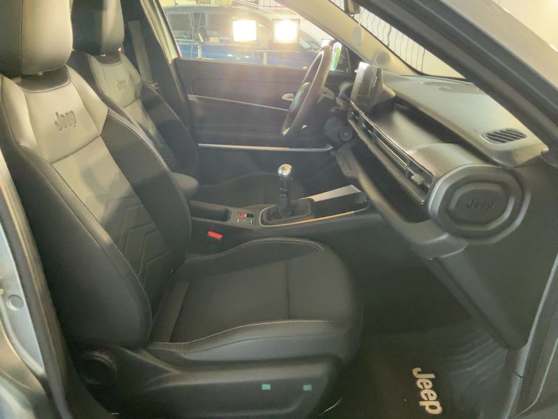 Jeep Avenger 1.2 T-GDI Altitude — zdjęcie 11