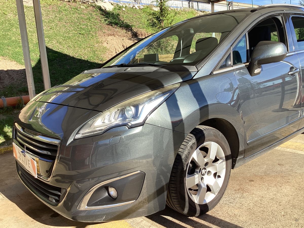 Peugeot 5008 1.6 e-HDi Allure