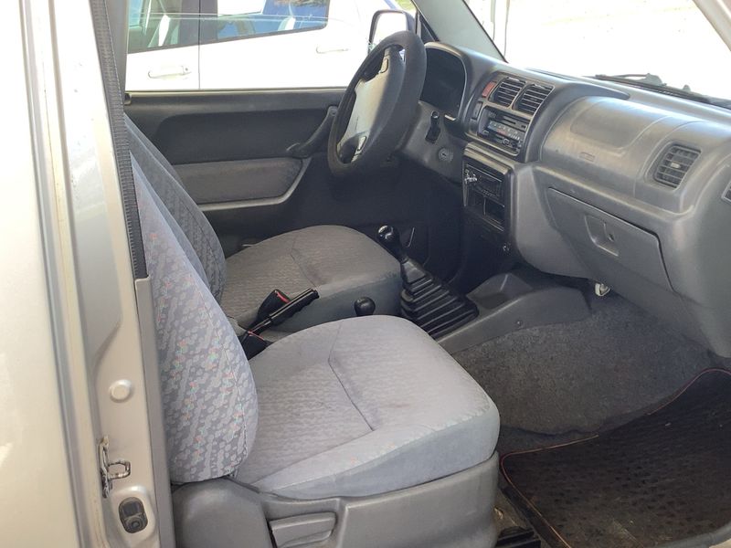 Suzuki Jimny 1.3 Cabrio — zdjęcie 11