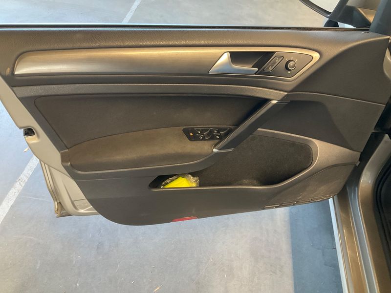 Volkswagen Golf VII 1.6 TDI Comfortline BlueMotion Tech 2013 – снимка 30