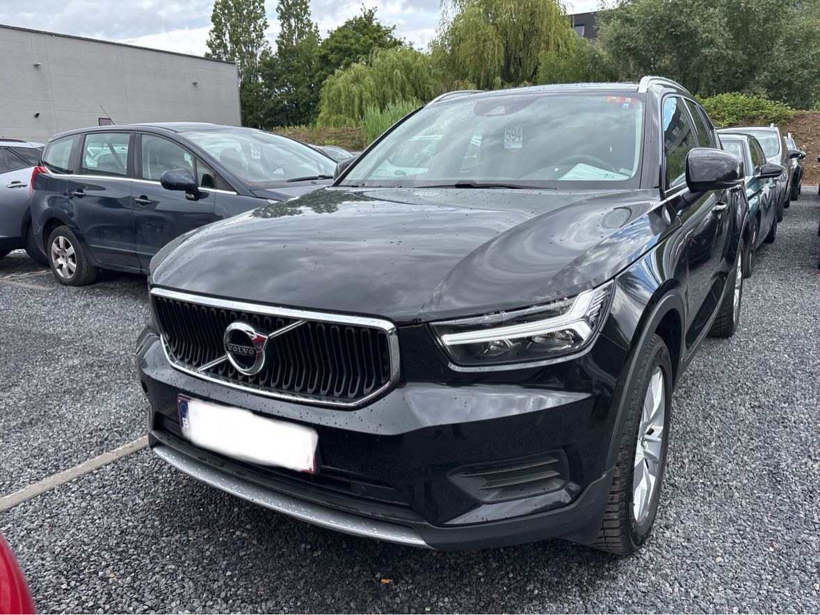 Volvo XC40 2019 — photo 1