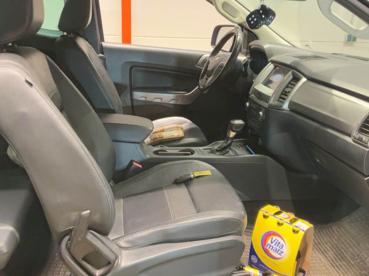 Ford Ranger 2020 — photo 17