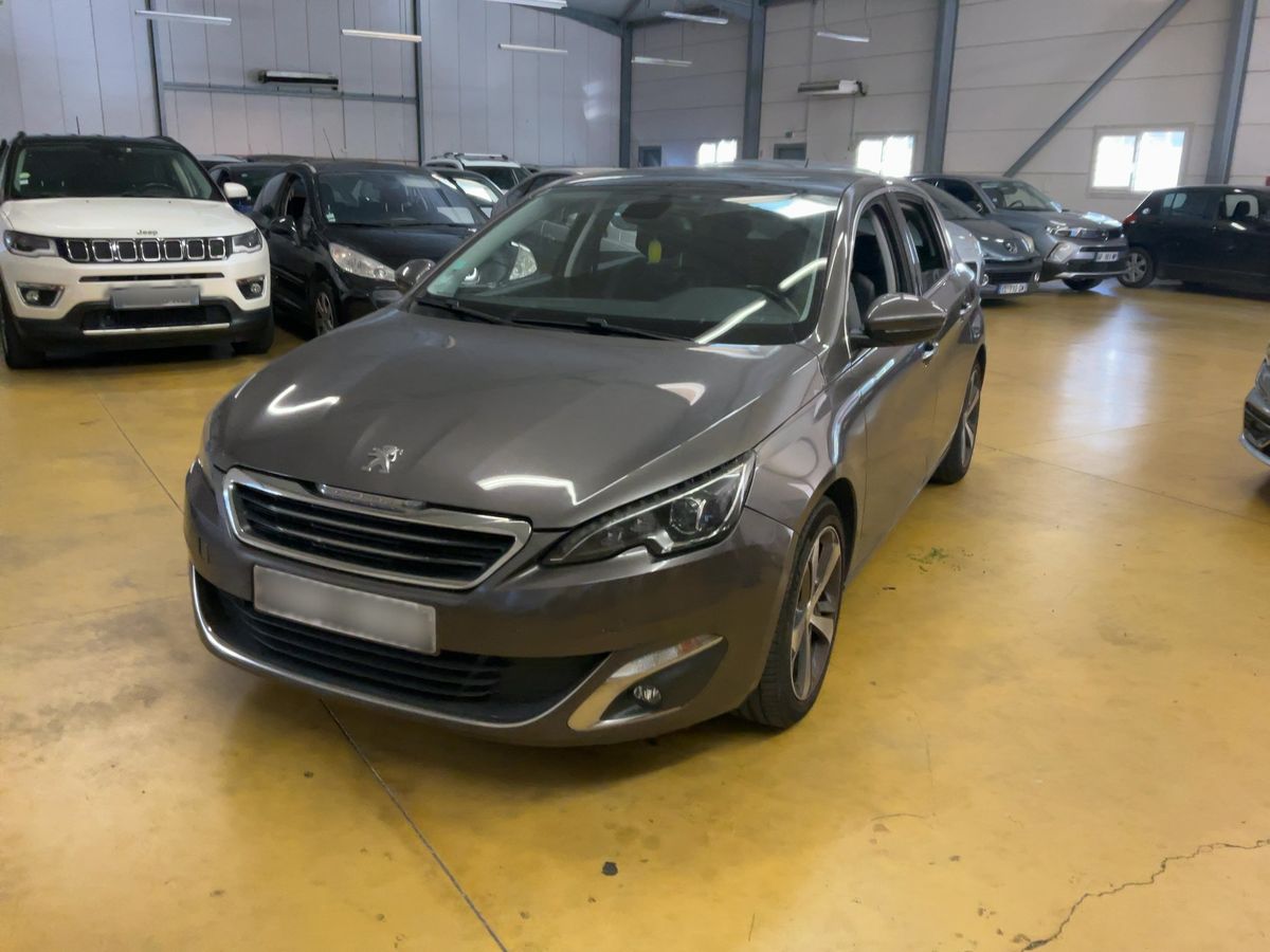 Peugeot 308 2014 — photo 1