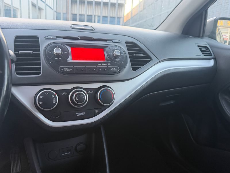Kia Picanto 1.0 Edition 7 — zdjęcie 13