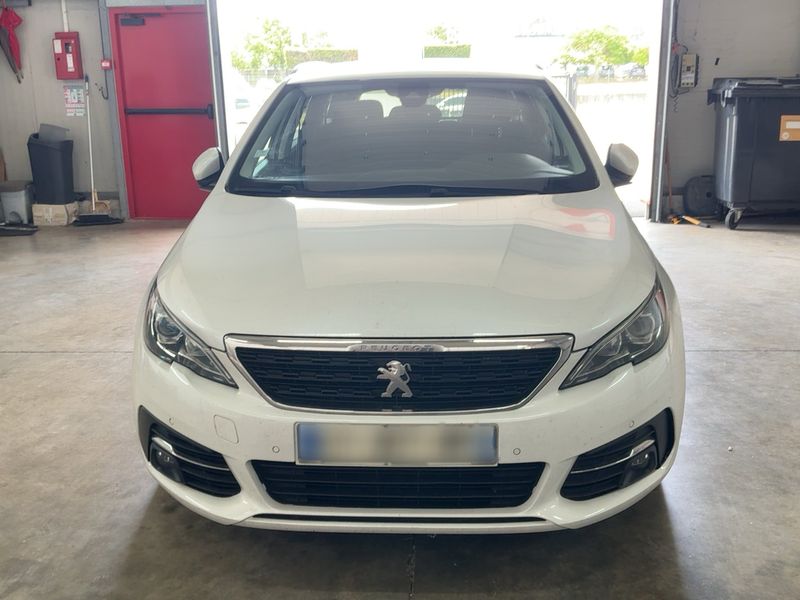 Peugeot 308 1.6 Blue-HDi Active Business — zdjęcie 9